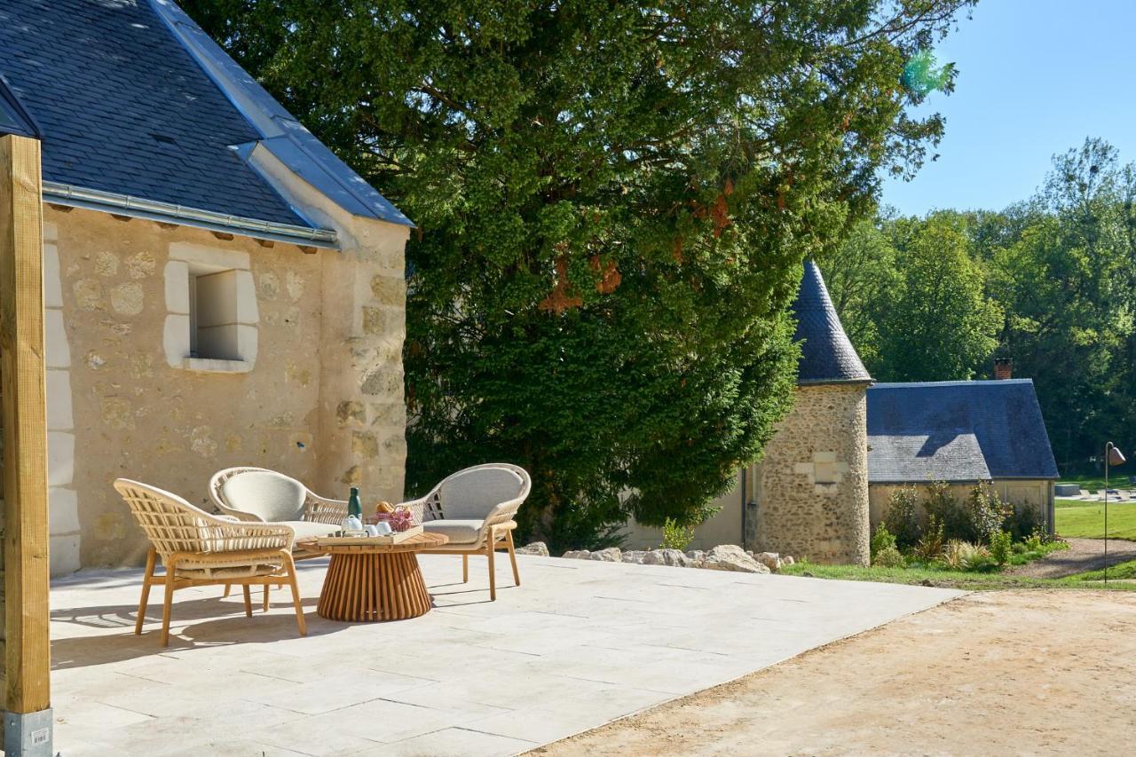 Domaine De La Commanderie De Ballan Exteriör bild